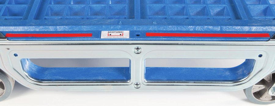 Forklift pockets on the Loggyflex trolley